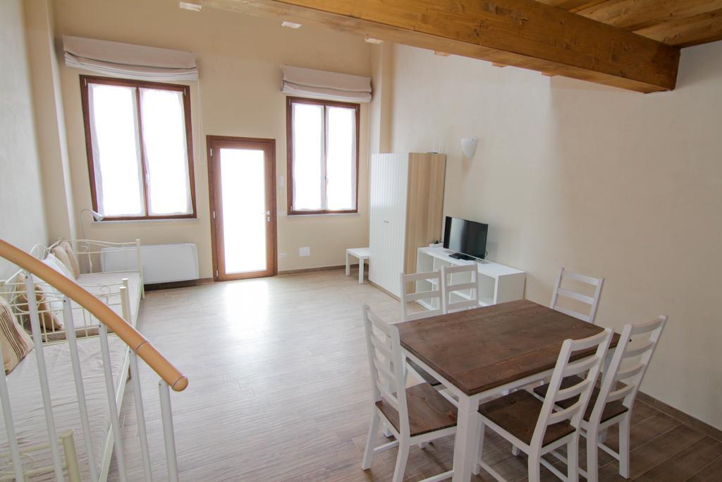 Agriturismo Cascina Della Fontana Lodi Pokój zdjęcie