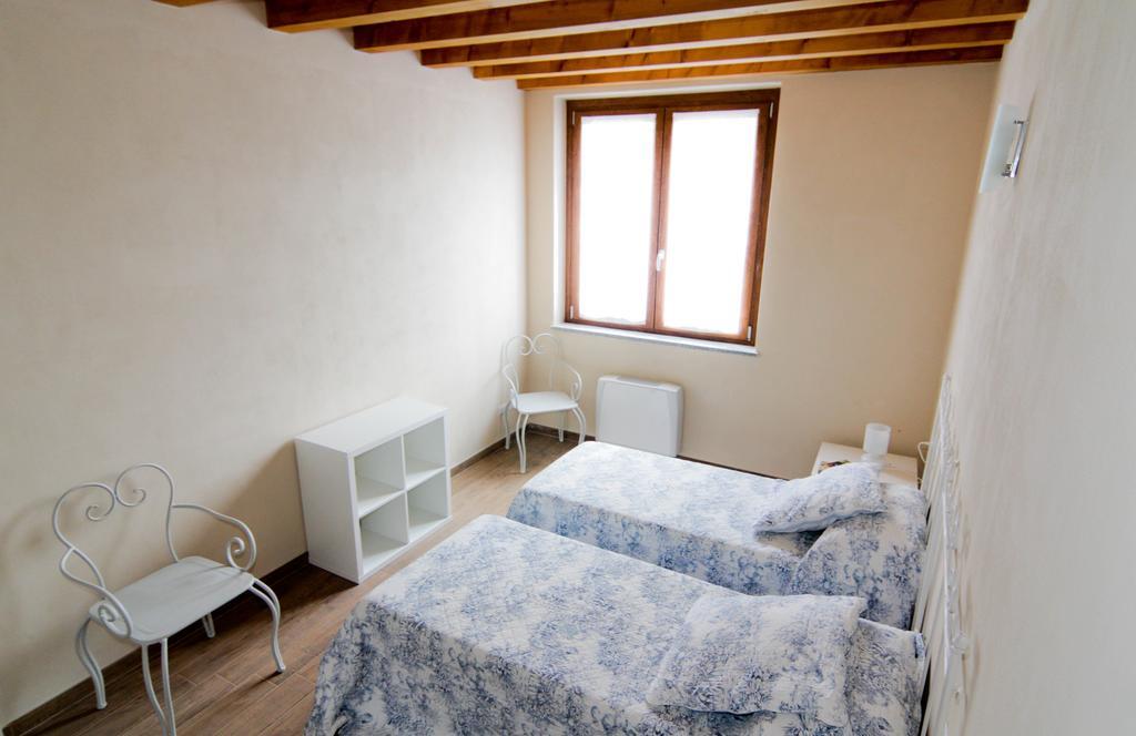 Agriturismo Cascina Della Fontana Lodi Pokój zdjęcie